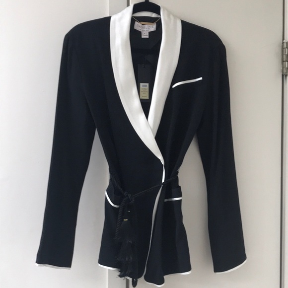 🎁Rachel Zoe valentine tuxedo style blazer size8 - Picture 2 of 7